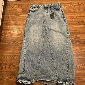 Maxi jeans skirt from Nordstrom‘s great looking skirt never worn